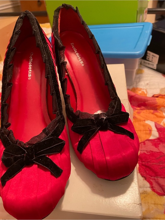 Delicious Shoes - Delicious Hot Pink Satin Flats with Black Velvet Trim and Bow